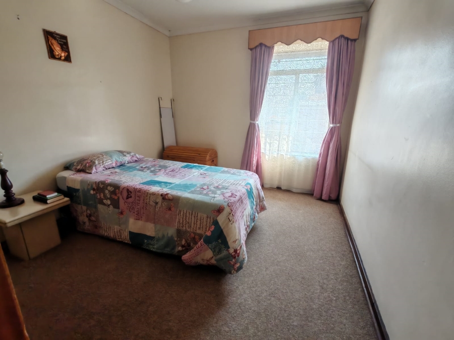 5 Bedroom Property for Sale in Sasolburg Ext 10 Free State